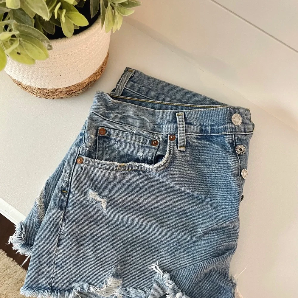 Agolde Parker Short in Swapmeet - Picture 4 of 8